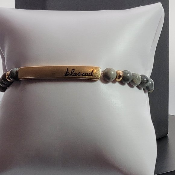 GRAY NATURAL STONE BEADS STRETCH BRACELET - Picture 5 of 8